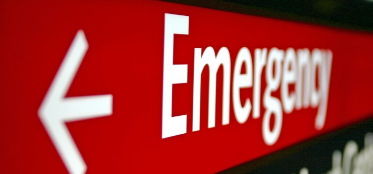 กรณีเจ็บป่วยหรือประสบอันตรายฉุกเฉิน กรณีเจ็บป่วยหรือประสบอันตรายฉุกเฉิน